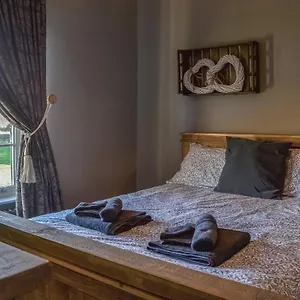  Holiday home Loyal Cerise Bondgate United Kingdom